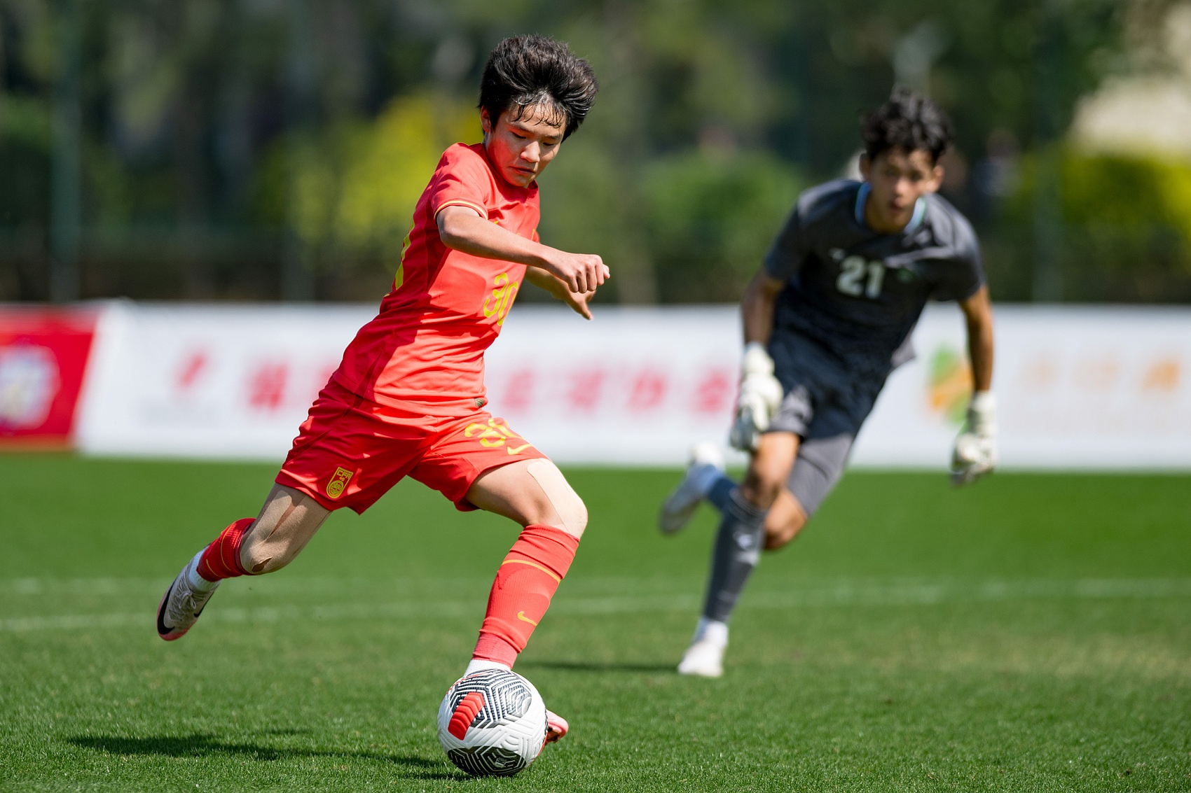 开云公司-U16国足14号李宇轩：感谢喷我的带来动力 望喷的时候不要涉及家人